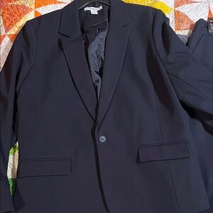 Liz Claiborne Navy Women's Blazer size 16 and matching pencil skirt size 14